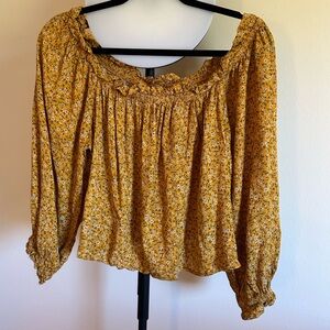 American Eagle Off-The-Shoulder Top, Size Large